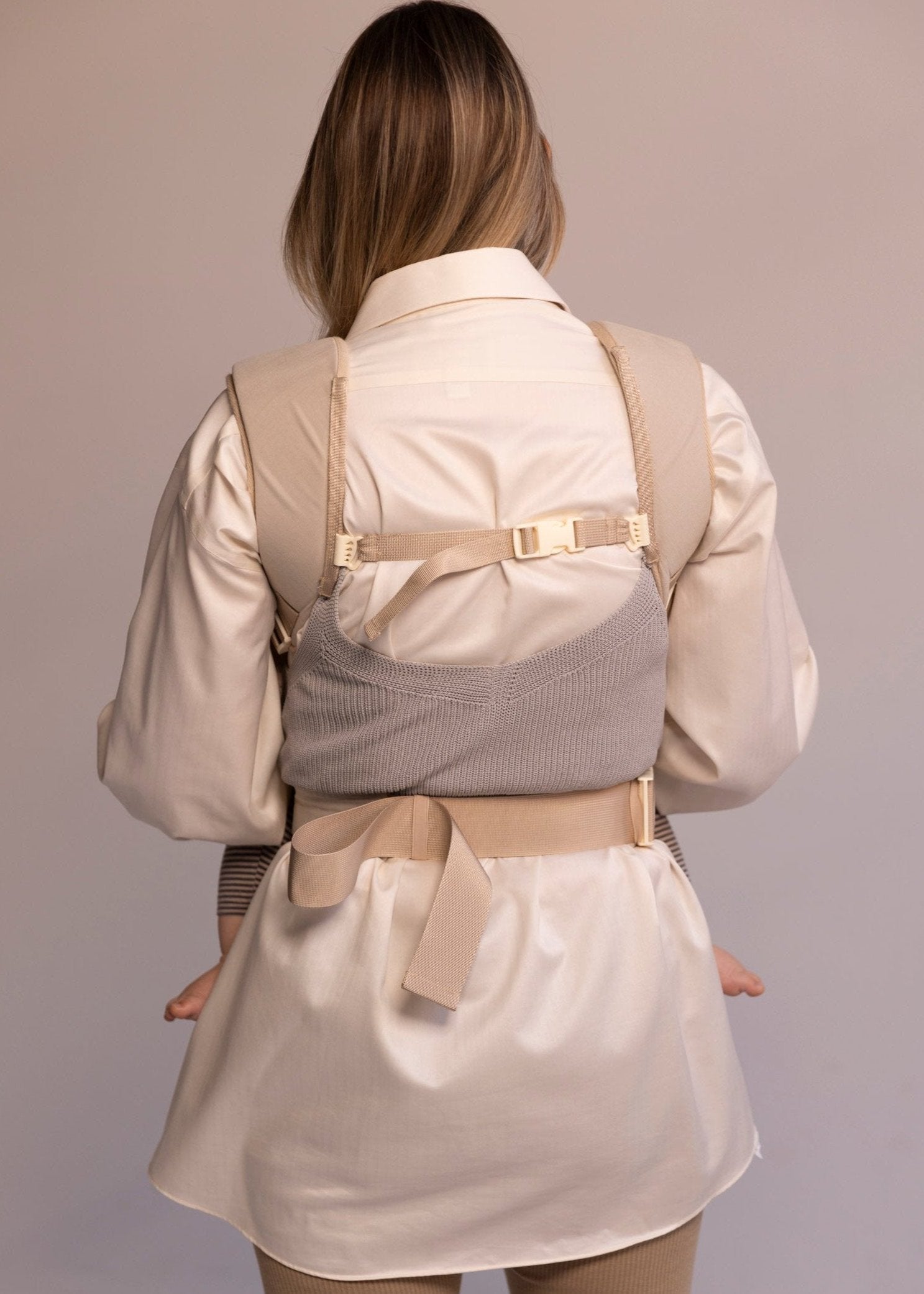 corset baby carrier back